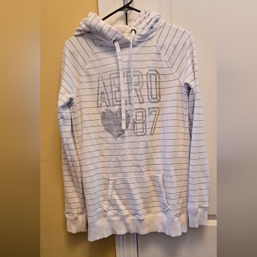 Vintage Y2k Aeropostale Women's Silver and White Sweatshirt Hoodie Y2k